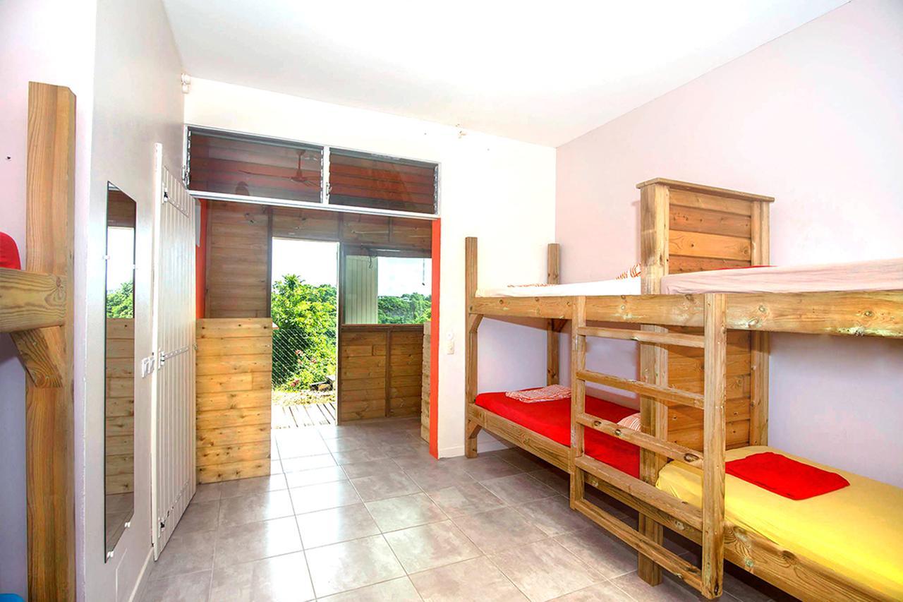 E.Gwada Hostel Ле-Гозьє Екстер'єр фото