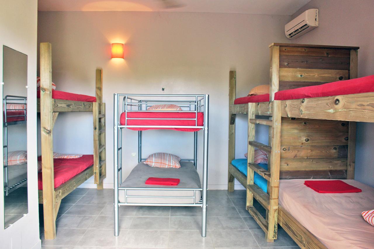 E.Gwada Hostel Ле-Гозьє Екстер'єр фото