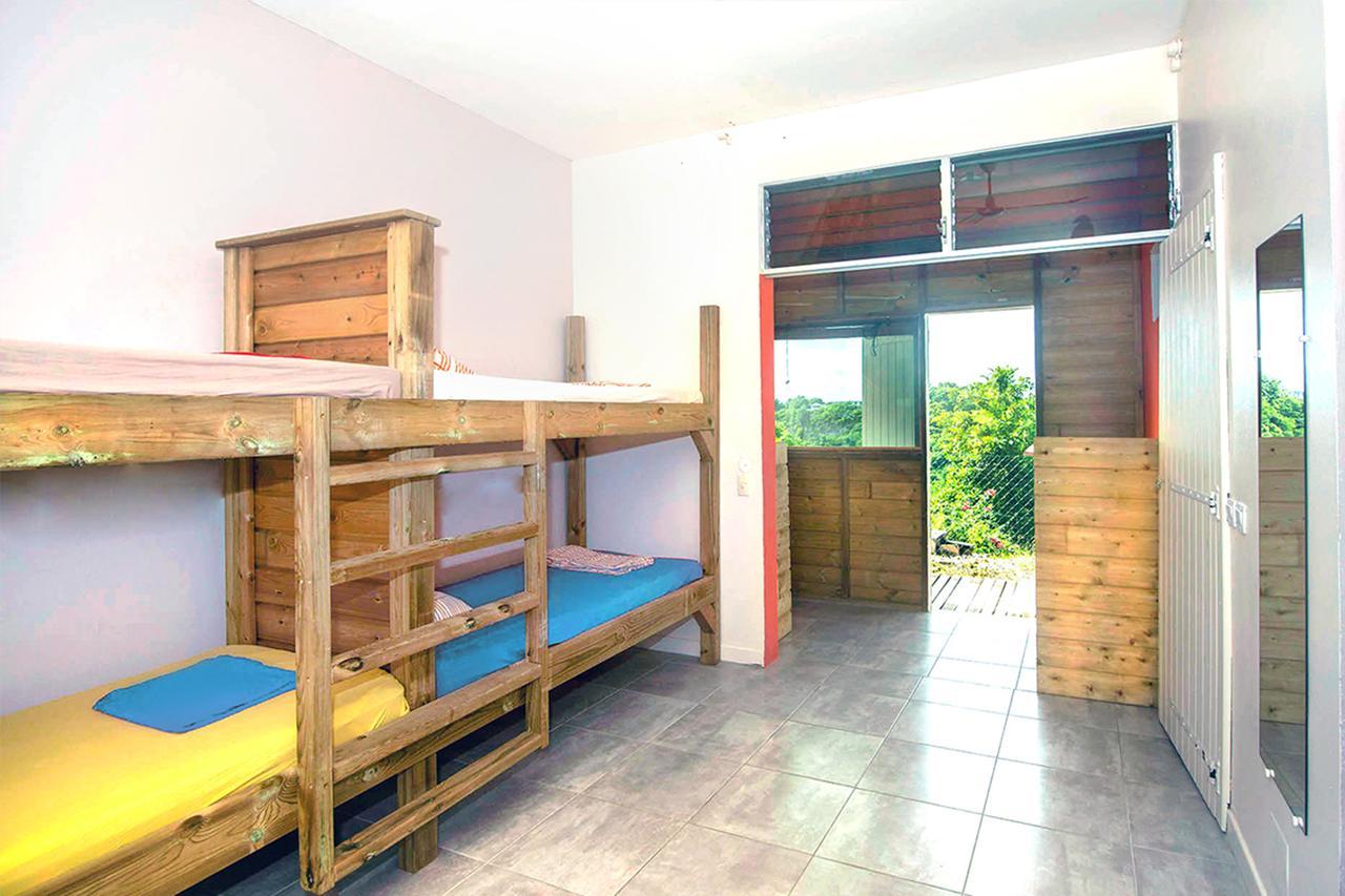 E.Gwada Hostel Ле-Гозьє Екстер'єр фото