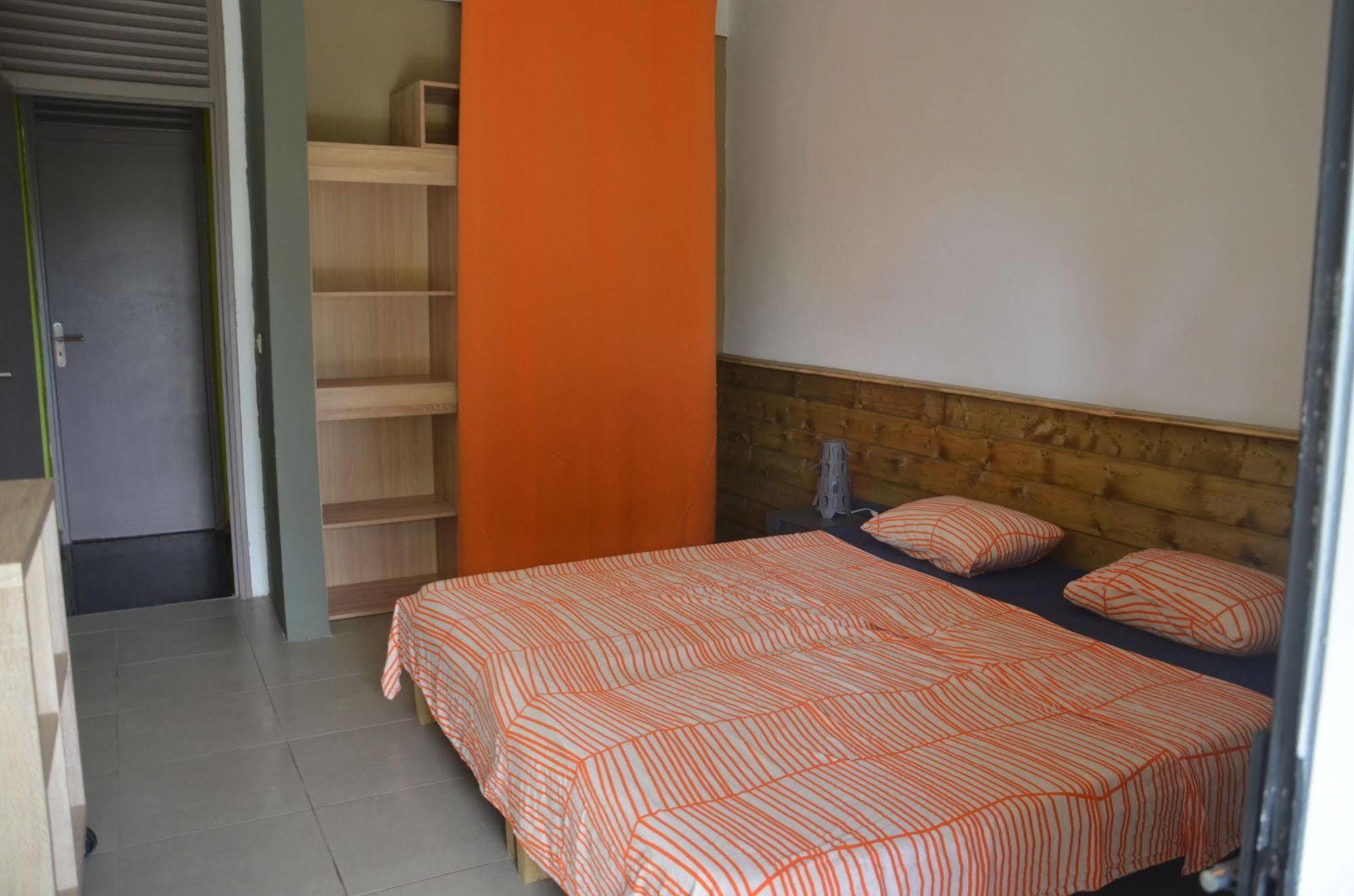 E.Gwada Hostel Ле-Гозьє Екстер'єр фото